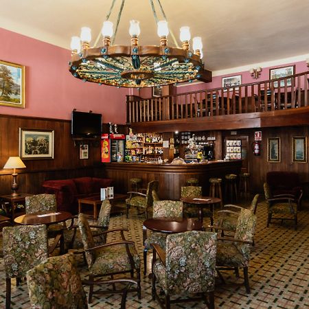 Hotel De กัมโปรดอน ภายนอก รูปภาพ
