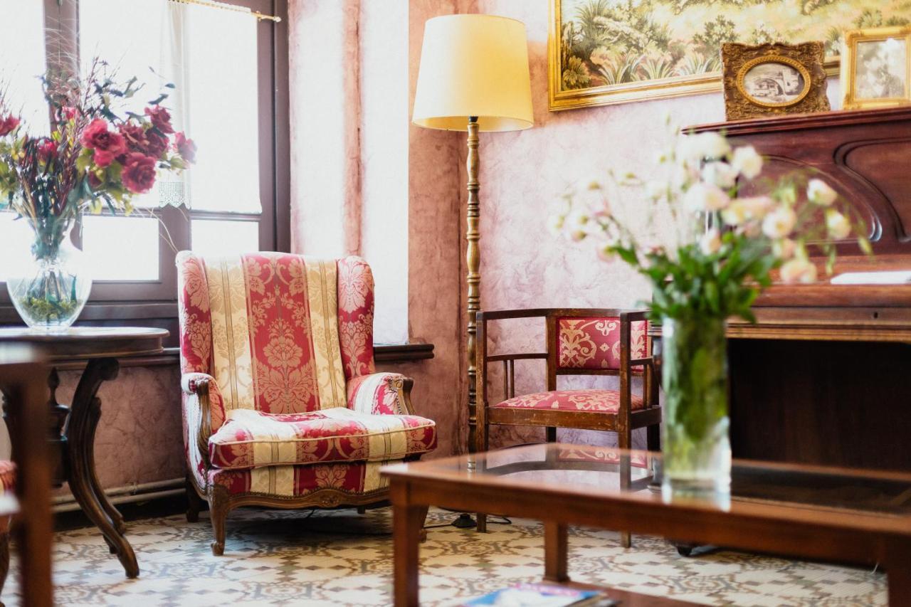 Hotel De กัมโปรดอน ภายนอก รูปภาพ