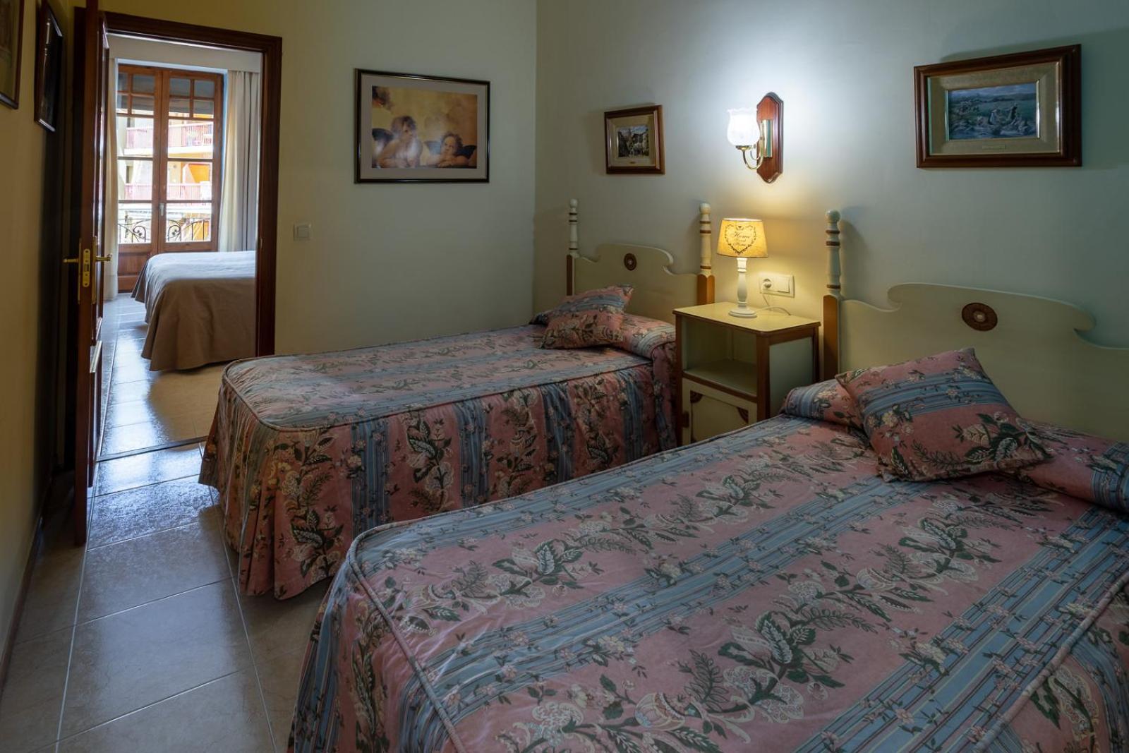 Hotel De กัมโปรดอน ภายนอก รูปภาพ