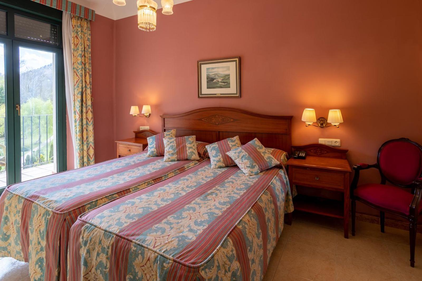 Hotel De กัมโปรดอน ภายนอก รูปภาพ