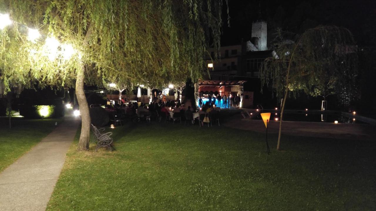 Hotel De กัมโปรดอน ภายนอก รูปภาพ
